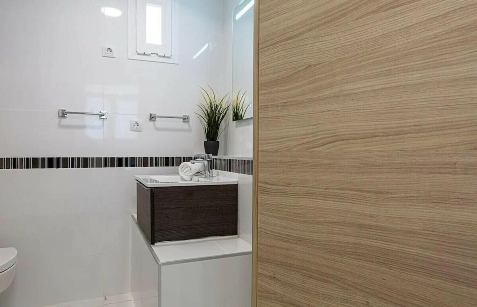 2Bedroom Duplex In Hortaleza Near Metro Madrid Dış mekan fotoğraf
